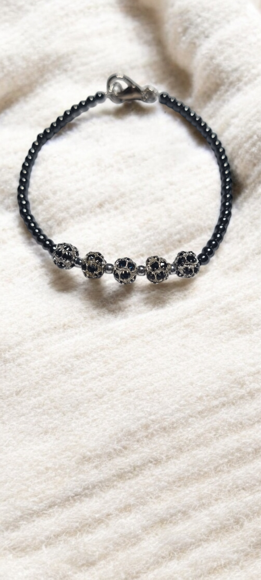 Bracciale UOMO .007 sottile filo di perline piccoli onici con elementi strass
