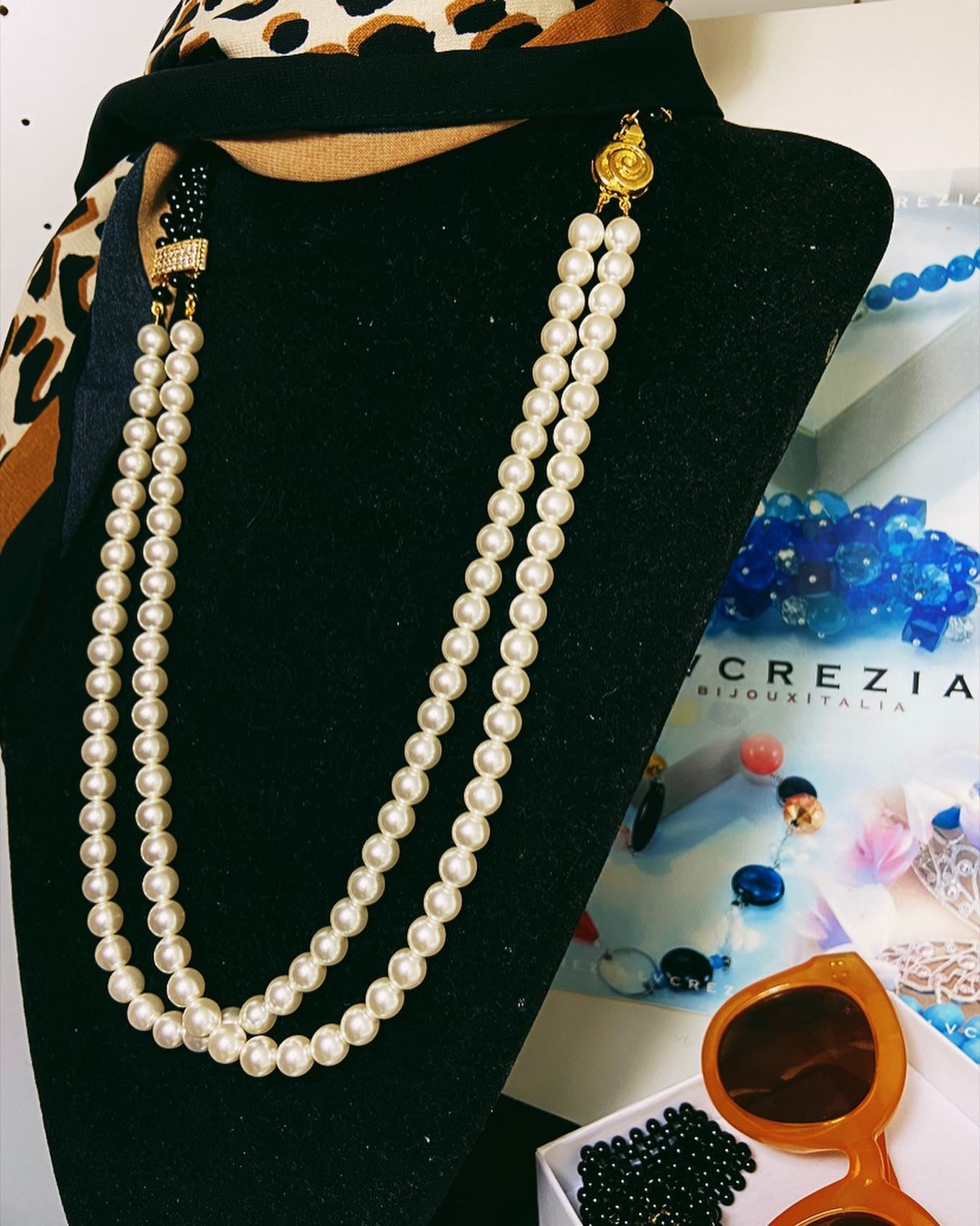 LUXURY Orecchini .001, piccoli onici, perla finale