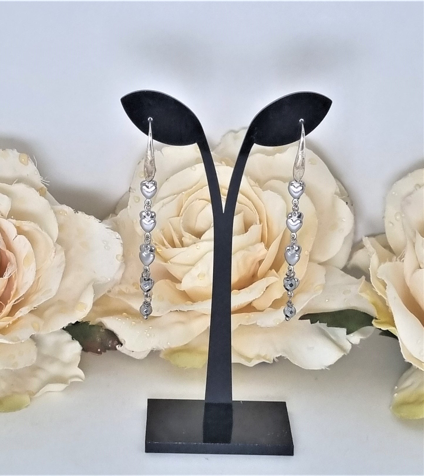 Orecchini AMORE .010 fili di cuoricini acciaio