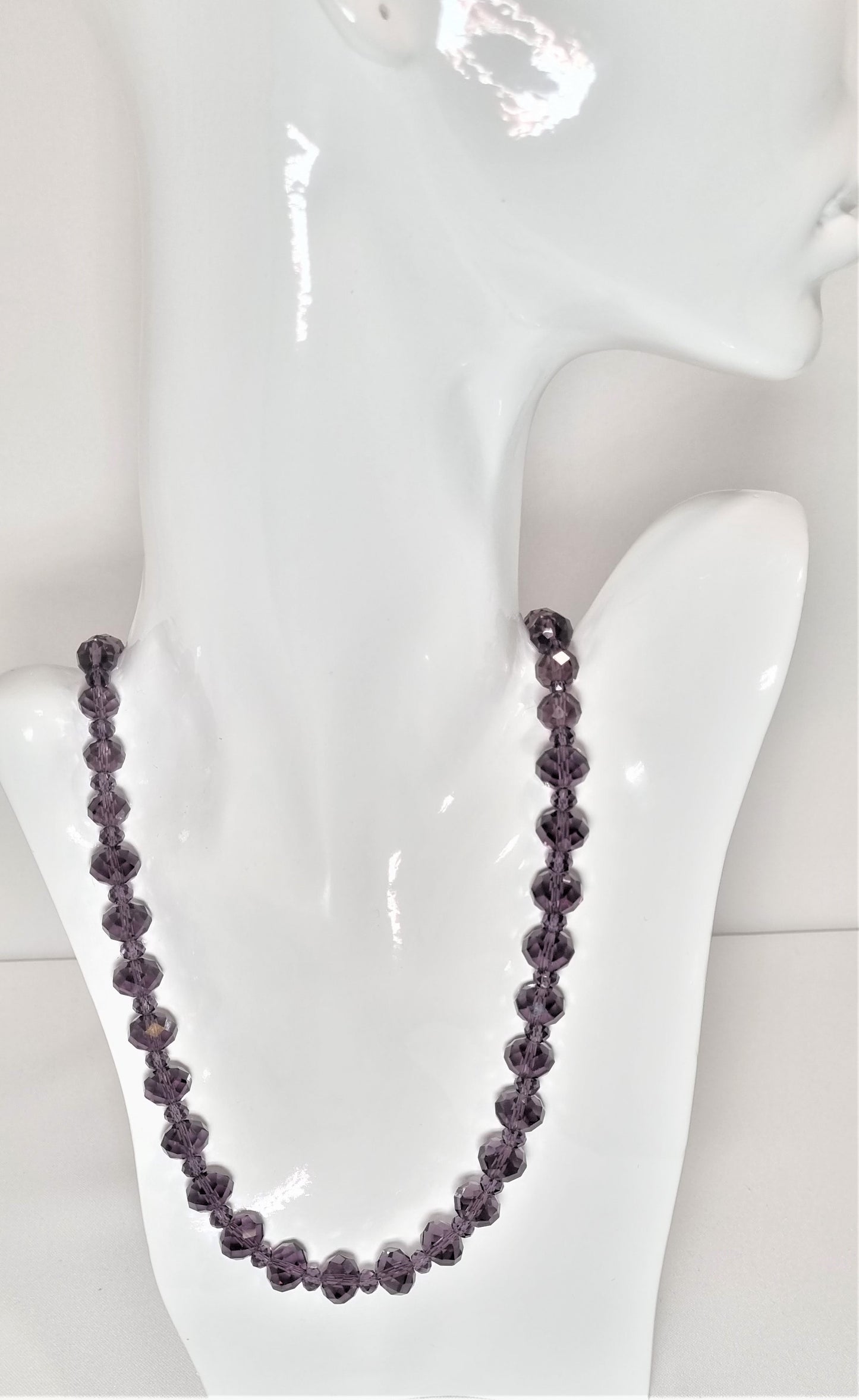 Collana I CRISTALLI .100b un filo cristalli austriaci, viola, tre misure