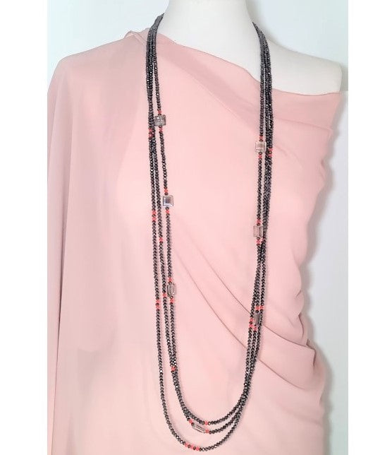 Collana I CRISTALLI .098 lunghissima cristalli bronzo arancio e quadrati fumè.