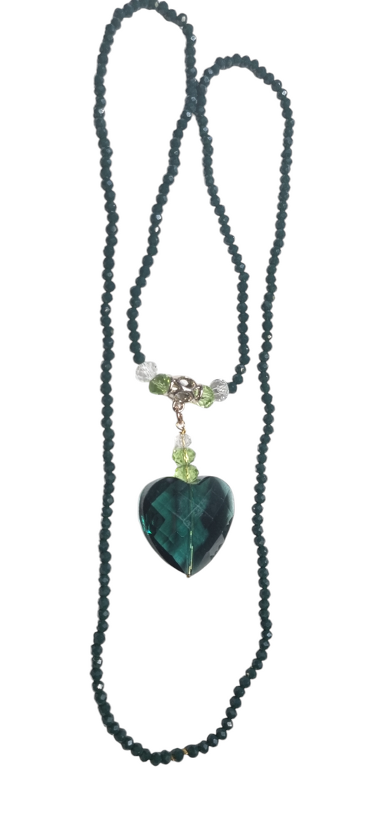Collana I CRISTALLI .089 lunga piccoli cristalli verdi ciondolo cristallo verde