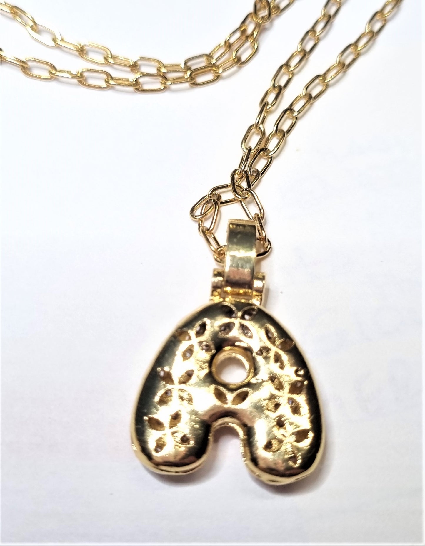 Collana GRACE i metalli .030 lunga maglie metallo dorato ciondolo dorato e strass lettera A
