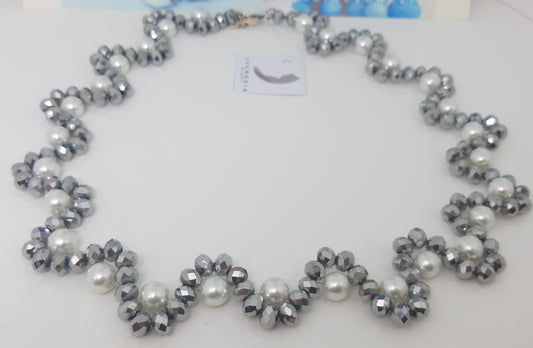 Collana ZELDA .045 girocollo cristalli argento spirale di perle.