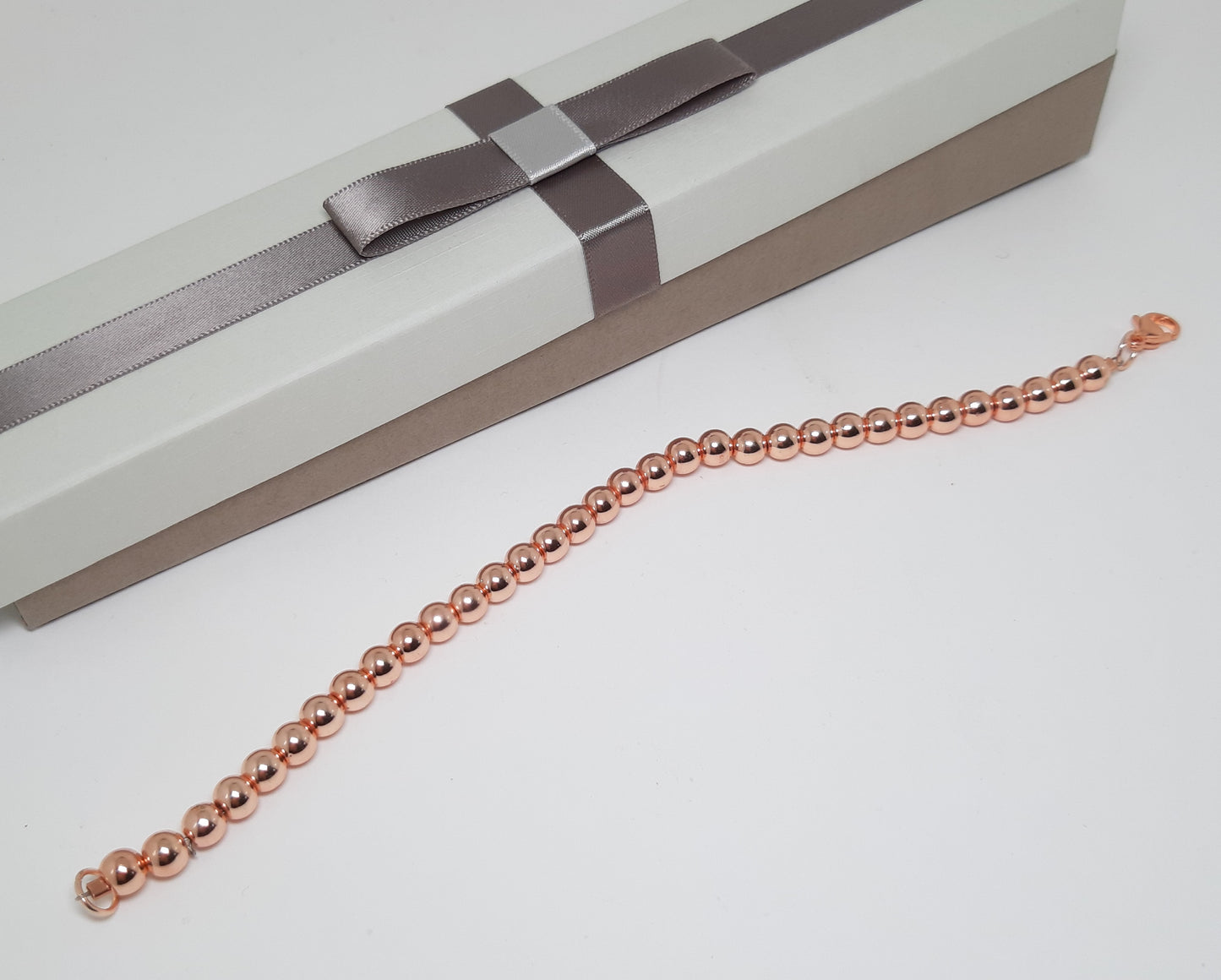 Collana LE PERLE .035 un filo di perle ematite oro rosa.