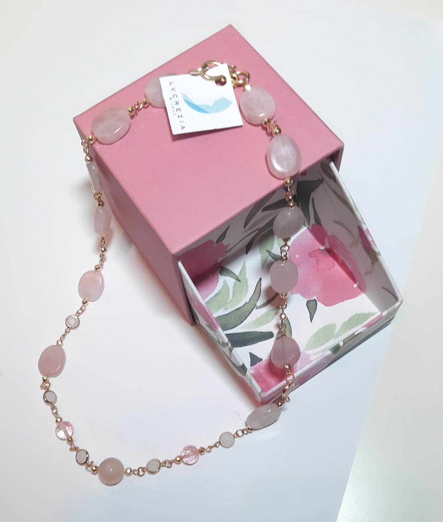 Collana LE PIETRE .071 un filo di perle agata rosa, elementi ematite e metallo dorato