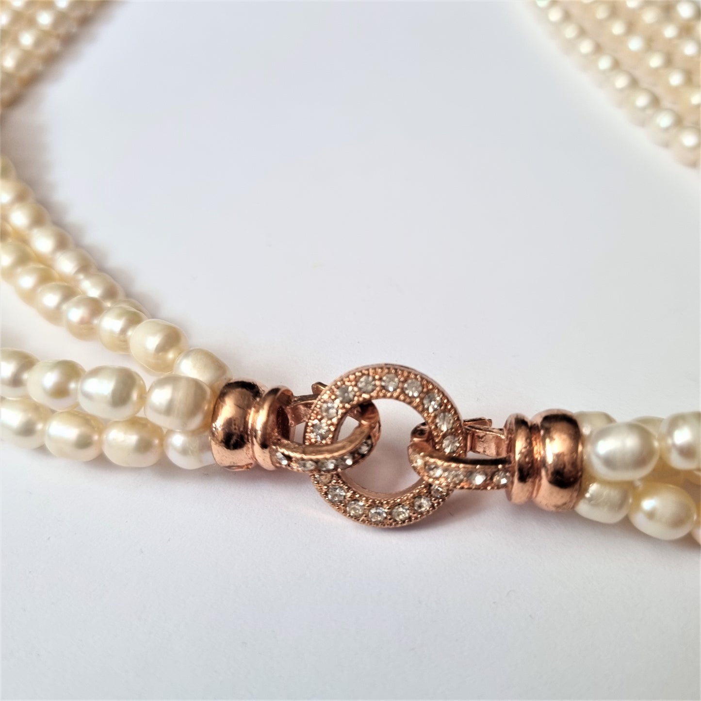 LUXURY collana .004 perle acqua dolce chiusura dorata rosa