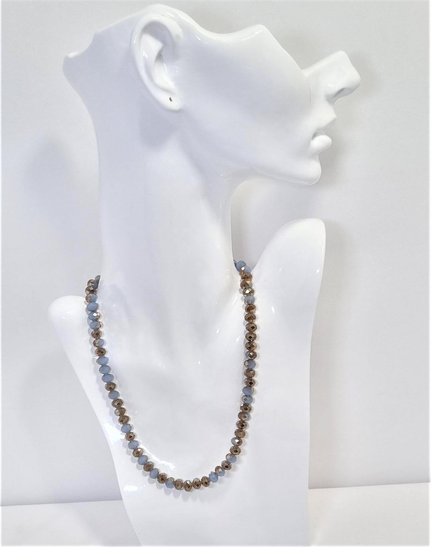Collana I CRISTALLI .064 un filo cristalli azzurro melange