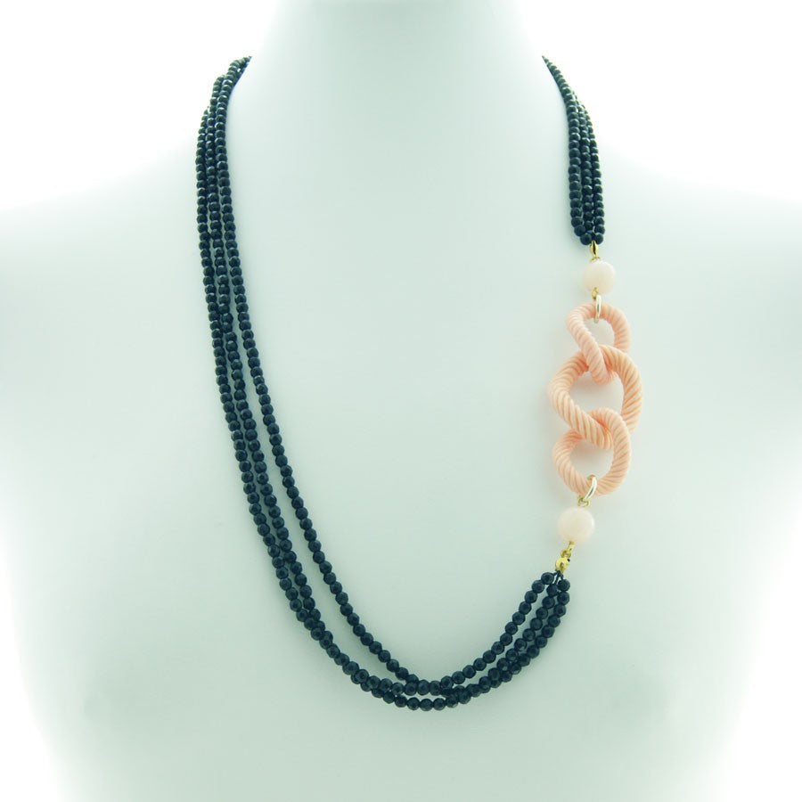 LUXURY collana .011, piccole perle onice sfaccettato, intreccio pasta corallo rosa e perle.quarzo.