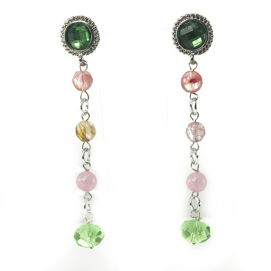 Orecchini ZELDA .003  perle di piccole pietre naturali , clip cristallo verde brillante.