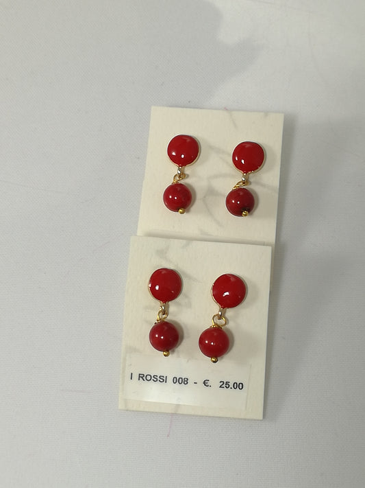 Orecchini I ROSSI .008, perlina rossa e monachella metallo dorato con smalto rosso.