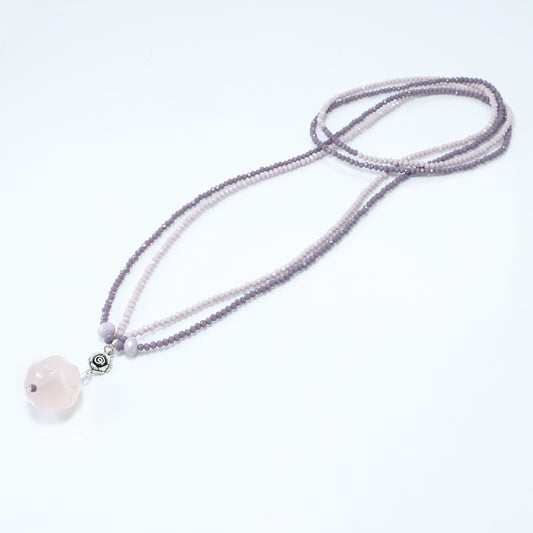 Collana I CRISTALLI .065 due lunghi fili cristalli viola e lavanda grande perla quarzo rosa