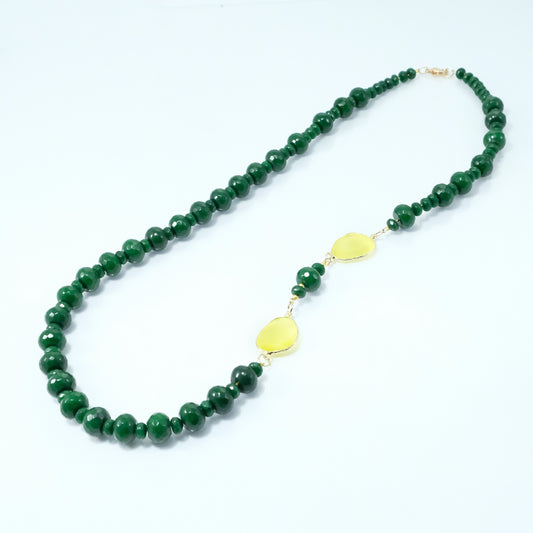 Collana LE PIETRE .060  Perle agata verde sfaccettate e  cristalli incastonati giallo limone.